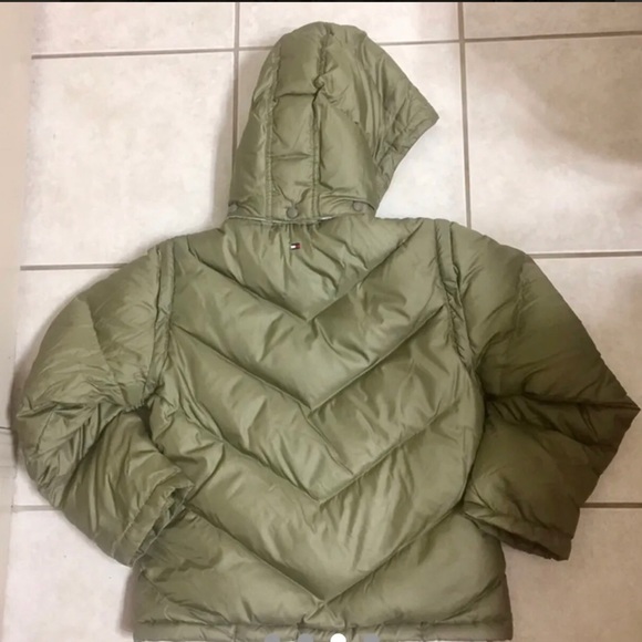 Tommy Hilfiger puffer jacket. Size Junior Girl L - Picture 3 of 6